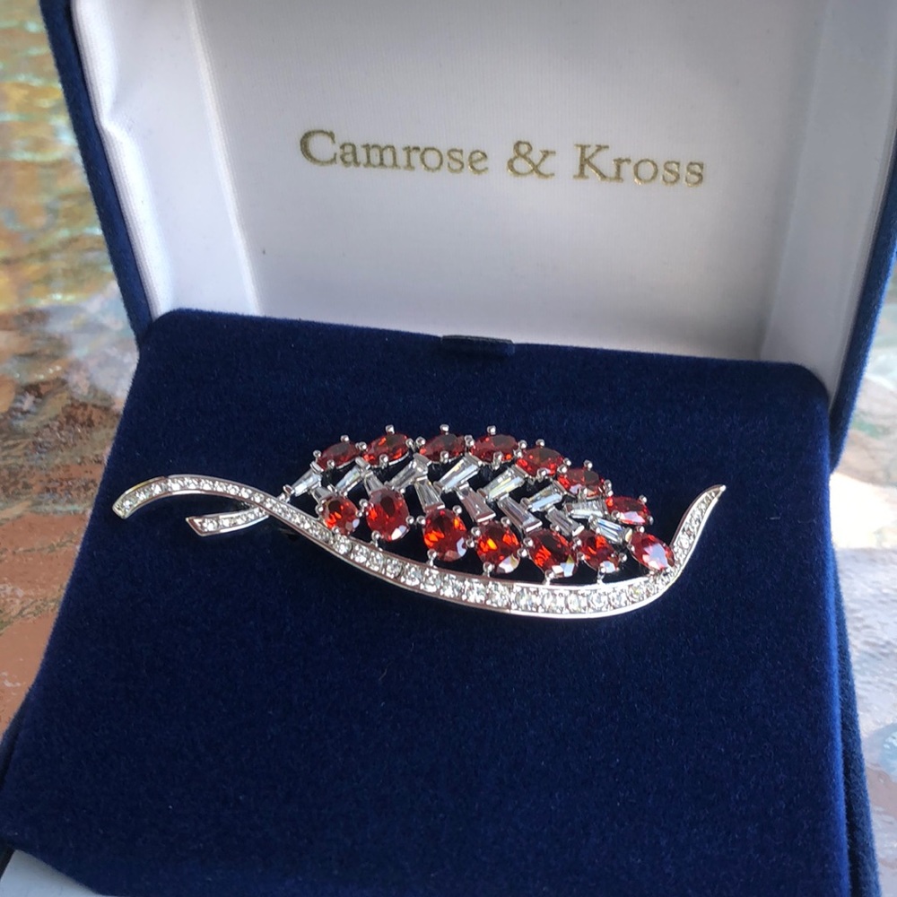 Jackie Kennedy oval and baguette crystal brooch